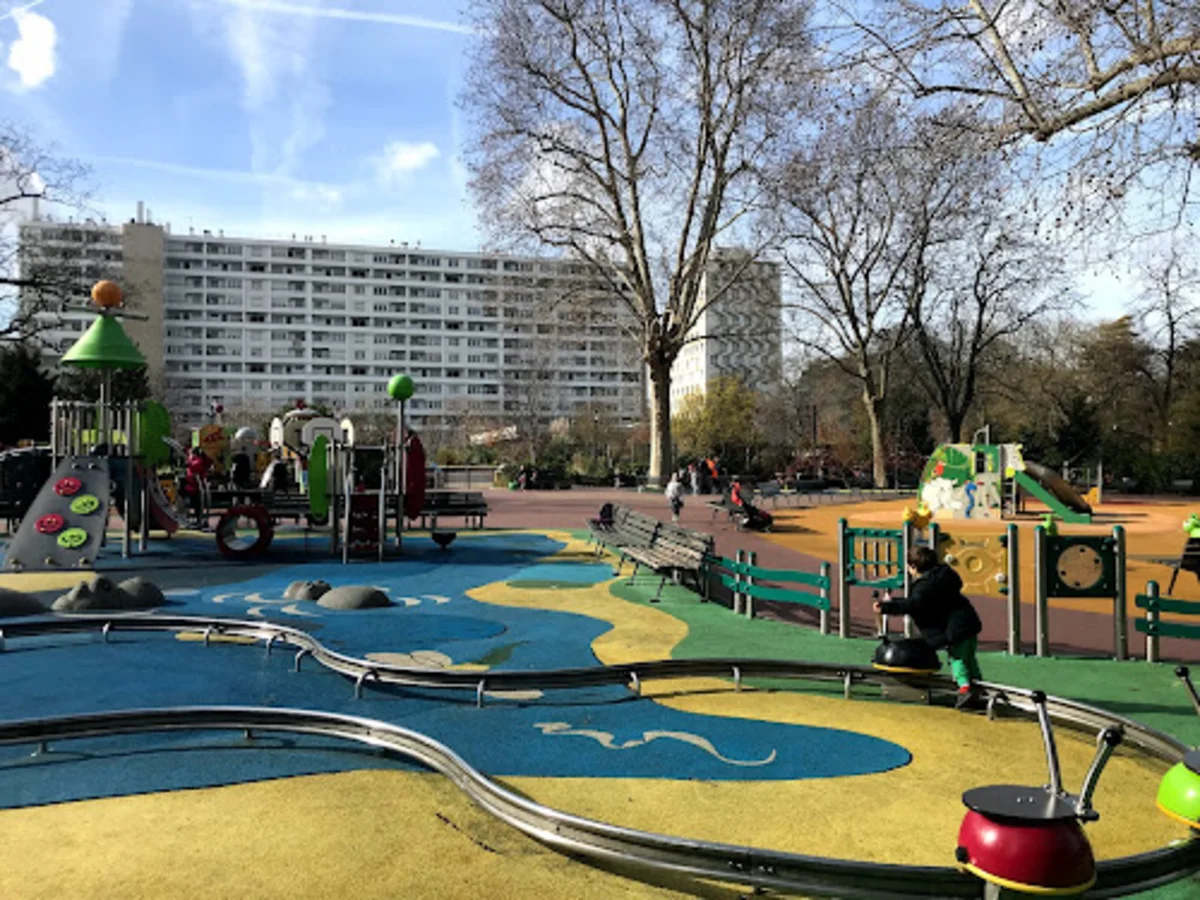 Suivi et affichage d'un permis de construire à Levallois-Perret